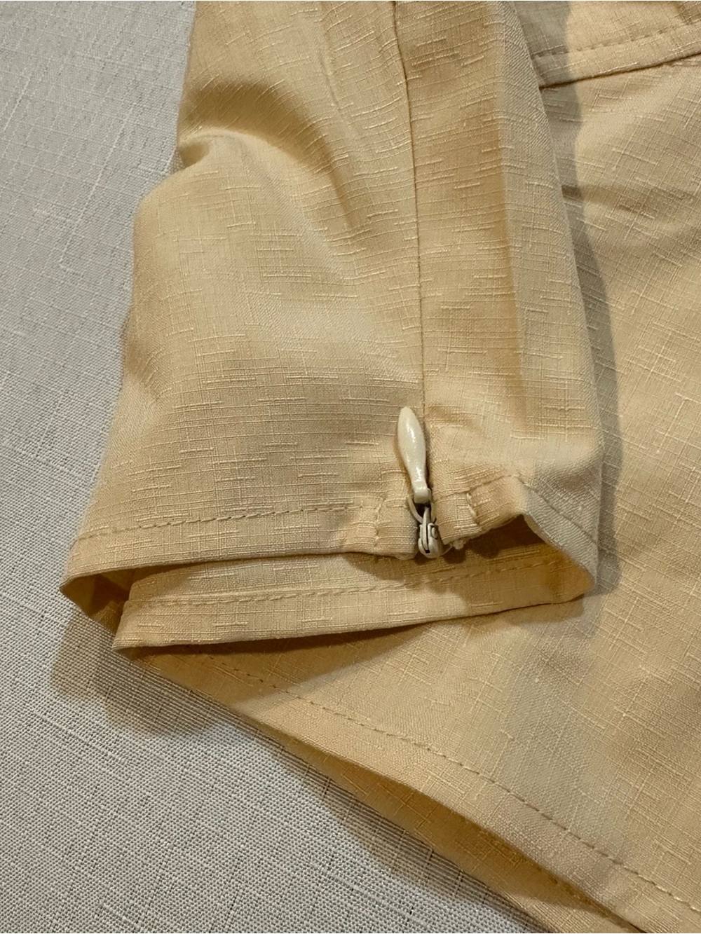 Cider Beige Tie Front Crop Top Size M NWT - Picture 6 of 15